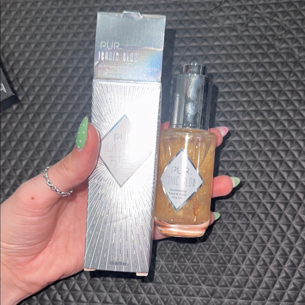 PÜR Iconic Glow Face and Body Oil - Gold